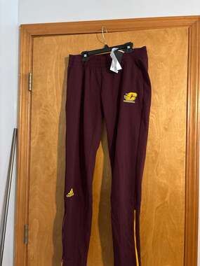 Adidas Central Michigan University  Chippewas Training Pants Maroon Size Small